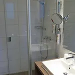Szálloda Felsenkeller 3*