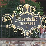 Felsenkeller Szálloda Rüdesheim am Rhein