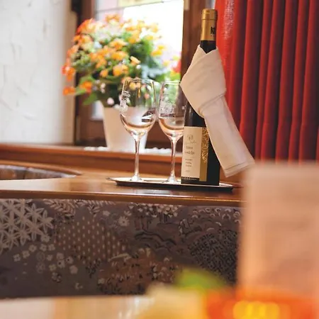 Felsenkeller Hotel Ruedesheim am Rhein