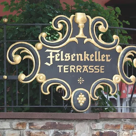 Felsenkeller Otel Rüdesheim am Rhein