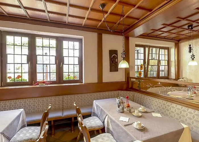 Felsenkeller Hotel 3*